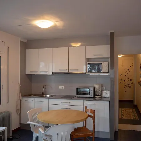Petite Marie Acollidor Per 2 Persones A 2 Minuts De La Platja Gran, En Ple Centre De Apartamento