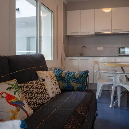 Petite Marie Acollidor Per 2 Persones A 2 Minuts De La Platja Gran, En Ple Centre De Апартаменти *