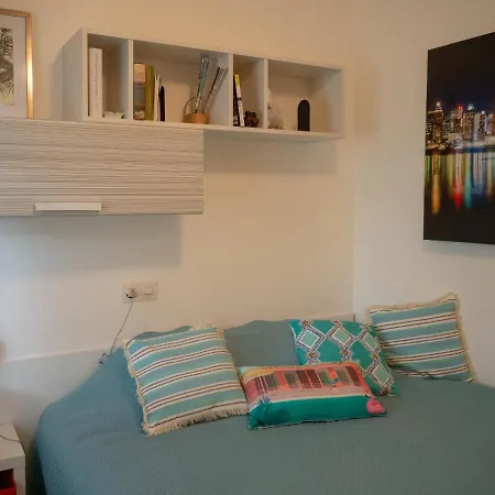 Апартаменти Petite Marie Acollidor Per 2 Persones A 2 Minuts De La Platja Gran, En Ple Centre De