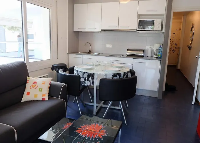 Petite Marie Acollidor Per 2 Persones A 2 Minuts De La Platja Gran, En Ple Centre De Апартаменти *
