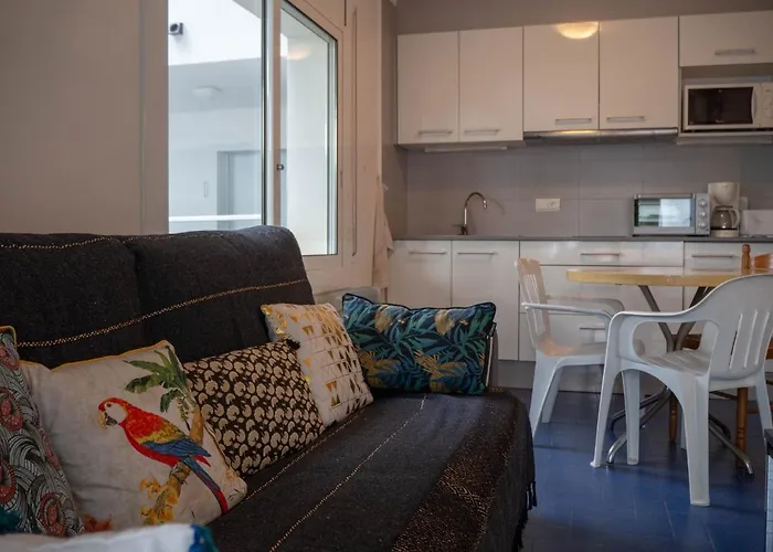 Petite Marie Acollidor Per 2 Persones A 2 Minuts De La Platja Gran, En Ple Centre De דירה *